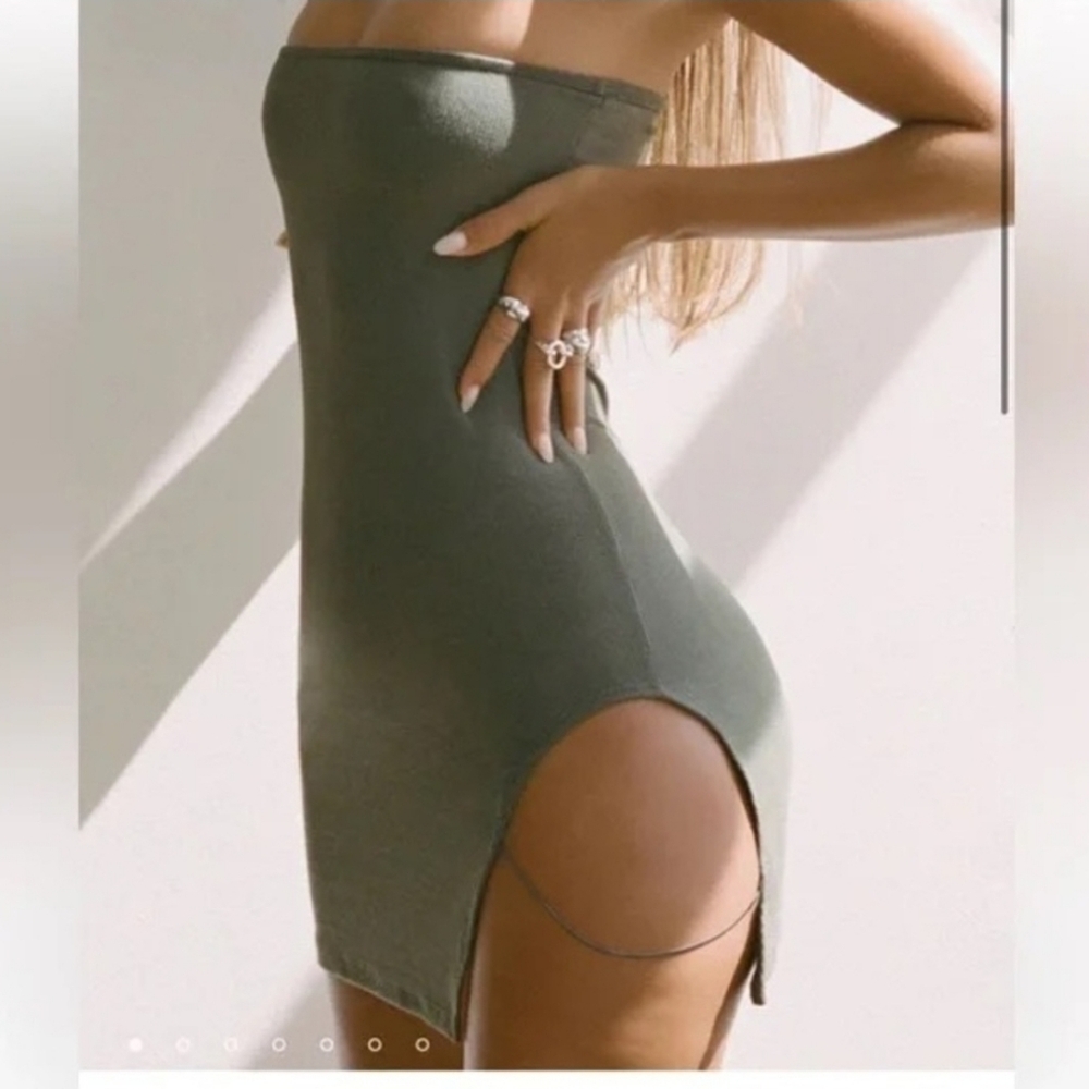 Joah Brown Strapless Olive Green Bodycon Dress